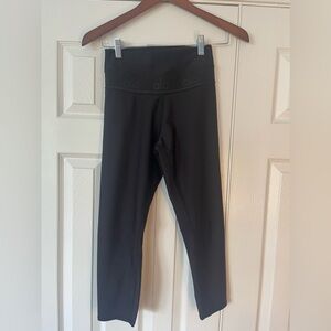 Alo High Waist Capris